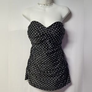 Merona Blk/Wht Polka Dot one-piece swimsuit.  Sz Large